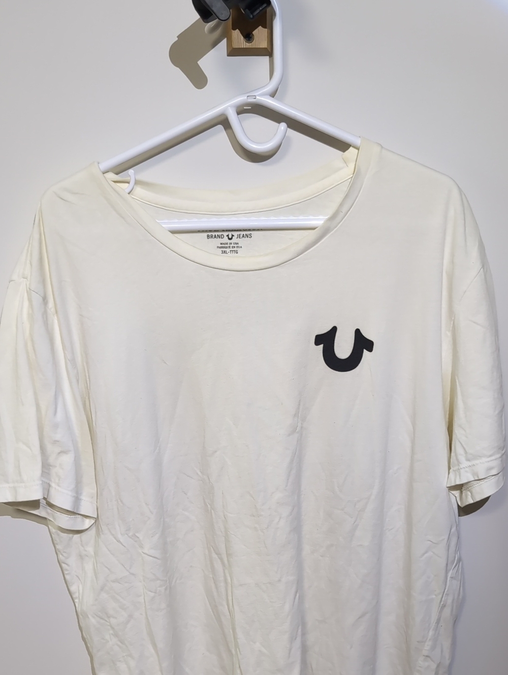 True Religion Cream Short Sleeve Tee with Black Horseshoe Logo